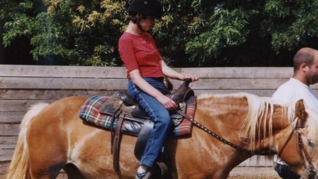 Andrea Ministro, ha imparato a innamorarsi dei cavalli grazie all'ippoterapia e sarà agli special Olympics