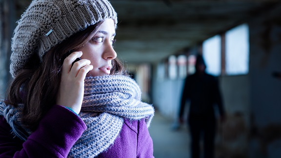 Denuncia per stalking: ecco come funziona la normativa