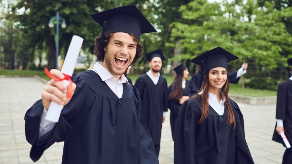 Differenza tra università pubblica e privata: cosa c’è da sapere