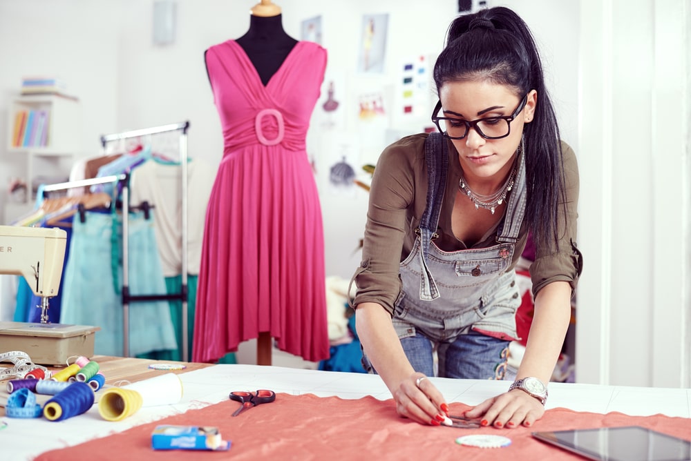 Chi è il fashion designer: come lavorare nel mondo della moda?