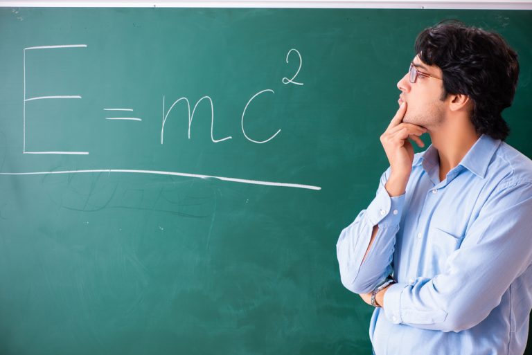 Professione del fisico e matematico: come diventarlo e gli sbocchi lavorativi