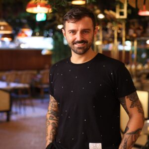 Adriano Carollo: ” Food & Beverage Manager presso Mama Shelter”